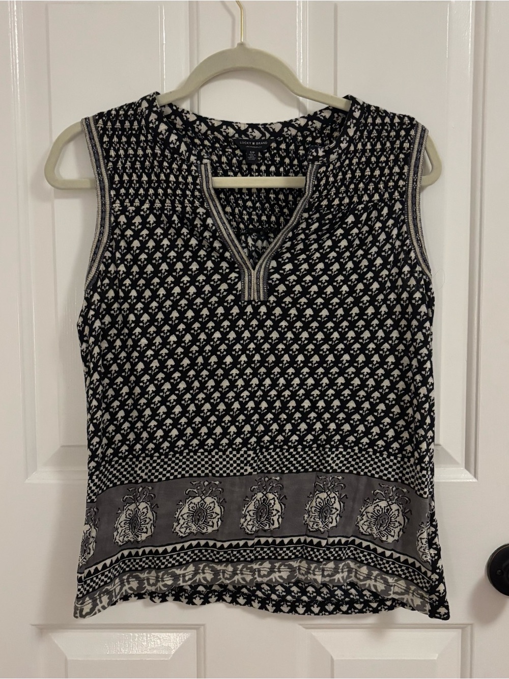 Lucky Brand Black & White Printed Sleeveless Tank Size Small S